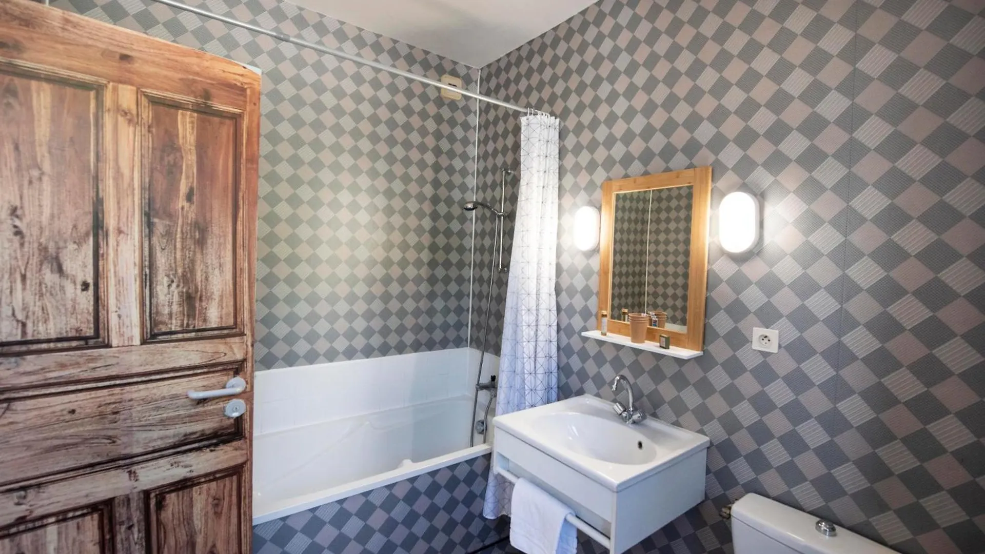 Hotel 1610 Entraygues-sur-Truyère