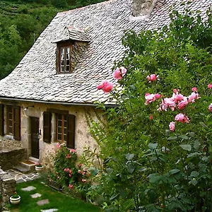 Hébergement de vacances L'ancienne Ecole, Entraygues-sur-Truyère